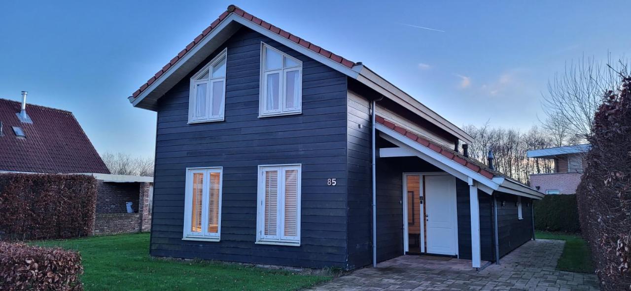 The Black House - Luxurious Holiday Villa Zeewolde Dış mekan fotoğraf